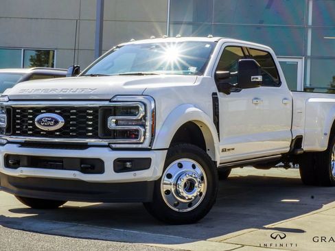 Used 2025 Ford F450 Platinum AWD/4WD image 1