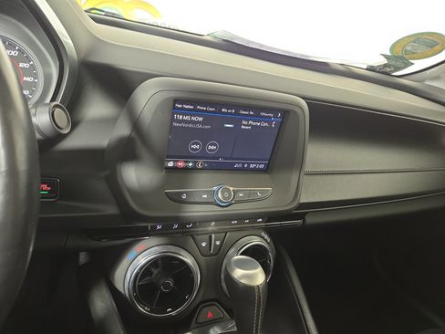 Certified 2019 Chevrolet Camaro LT image 22