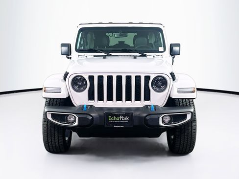 Used 2023 Jeep Wrangler Unlimited Sahara w/ Cold Weather Group AWD/4WD image 2