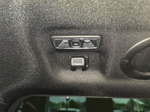 Used 2023 Ford Explorer ST w/ Equipment Group 401A AWD/4WD image 28