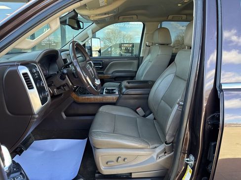 Used 2016 GMC Sierra 2500 SLT w/ Driver Alert Package image 24