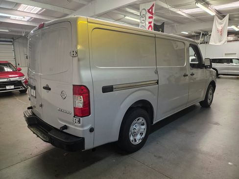 Used 2018 Nissan NV 2500 SV w/ Navigation Package image 8
