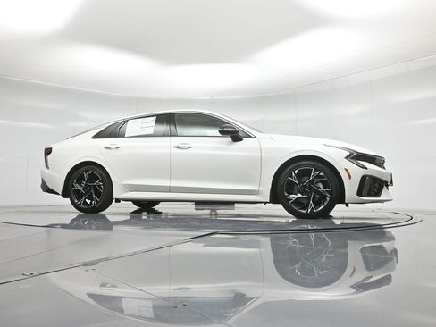 Used 2025 Kia K5 GT-Line w/ GT-Line Premium Package AWD/4WD image 4