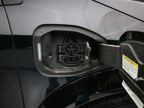 Used 2023 Nissan Ariya EVOLVE+ e-4ORCE image 32