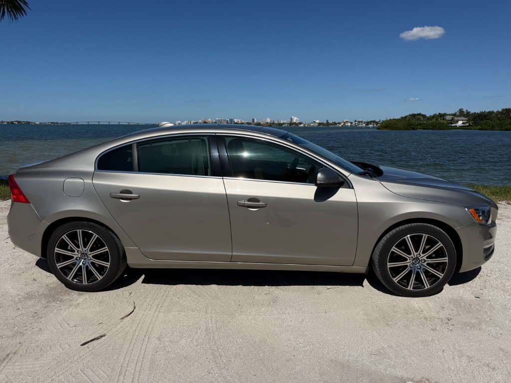 Used 2016 Volvo S60 T5 Premier FWD image 11