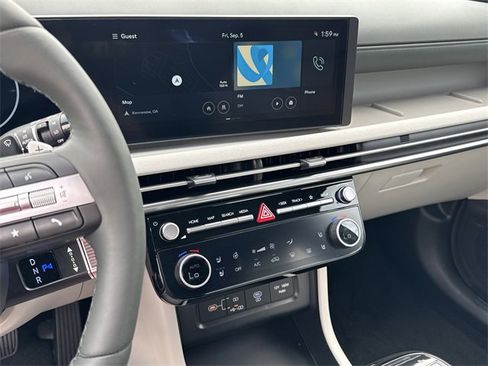 New 2026 Hyundai Tucson Limited image 21