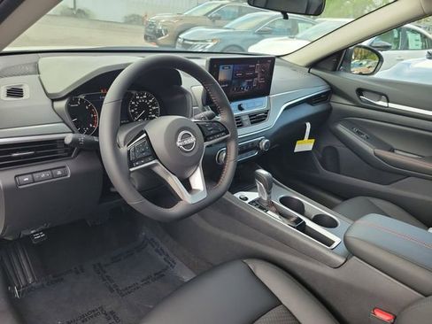 New 2026 Nissan Altima 2.5 SR FWD image 7