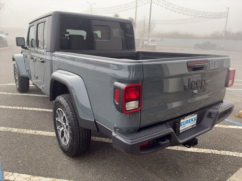 New 2026 Jeep Gladiator Sport image 20