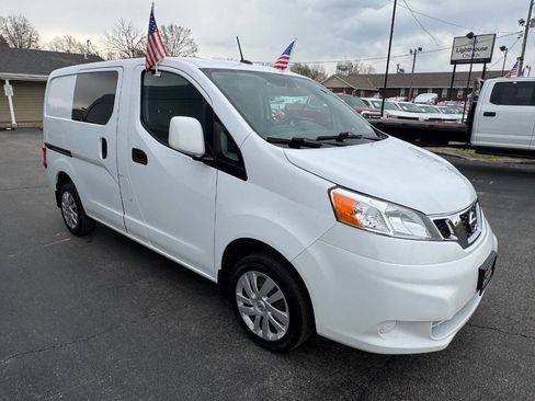 Used 2017 Nissan NV200 SV w/ Technology Package image 4