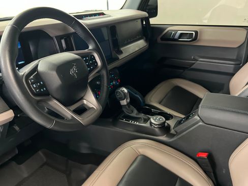 Used 2024 Ford Bronco Wildtrak AWD/4WD image 15