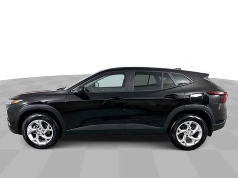 New 2026 Chevrolet Trax LS FWD image 6