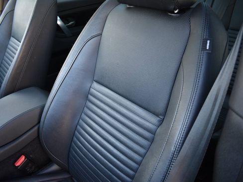 Used 2022 Land Rover Discovery Sport S image 12