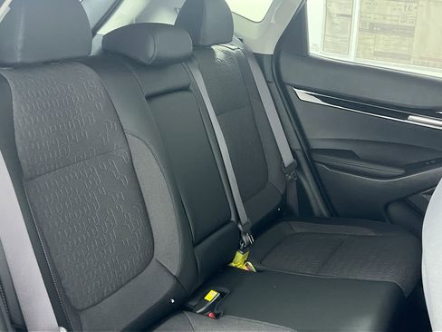 New 2026 Kia Seltos S image 29