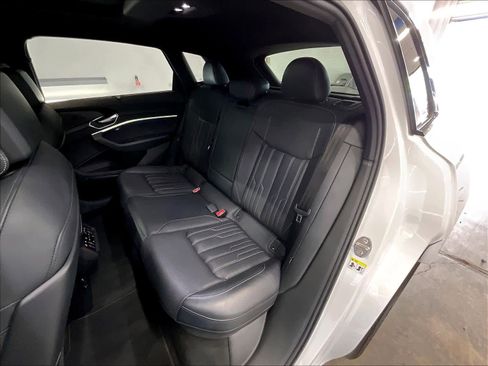 Certified 2023 Audi e-tron Chronos w/ Chronos Package AWD/4WD image 27