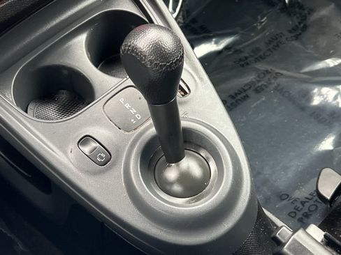 Used 2016 smart fortwo passion image 20