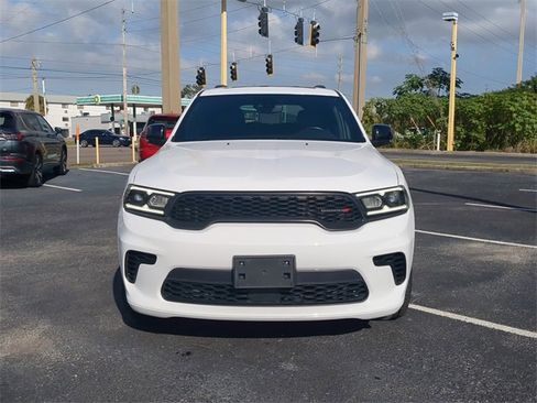 Used 2024 Dodge Durango GT image 3