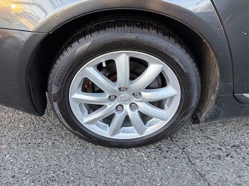 Used 2008 Lexus LS 460 w/ Comfort Pkg image 16