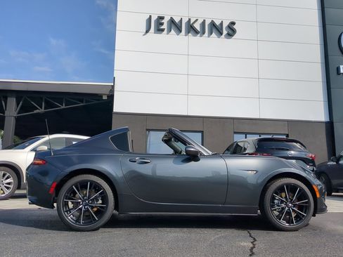 Certified 2024 MAZDA MX-5 Miata RF Grand Touring image 2