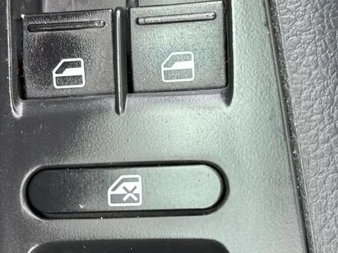 Used 2014 Volkswagen Jetta SE FWD image 21