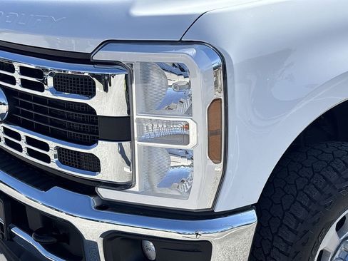 Used 2024 Ford F250 XLT w/ FX4 Off-Road Package image 6