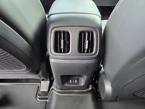 Used 2025 Hyundai Tucson SEL AWD/4WD image 10