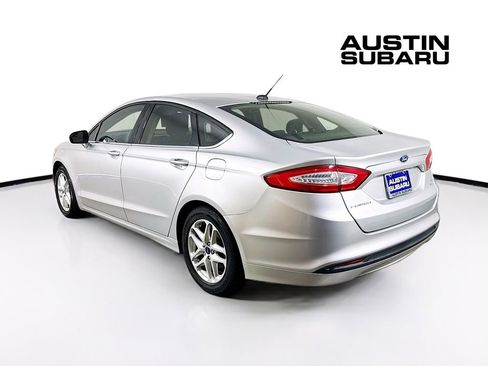 Used 2014 Ford Fusion SE image 5