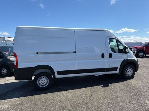 New 2026 RAM ProMaster 2500 image 3