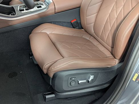 New 2026 BMW X5 xDrive50e w/ M Sport Package AWD/4WD image 18