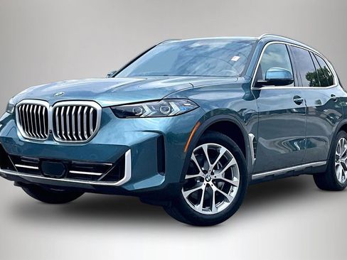 Used 2024 BMW X5 xDrive40i w/ Executive Package AWD/4WD image 2