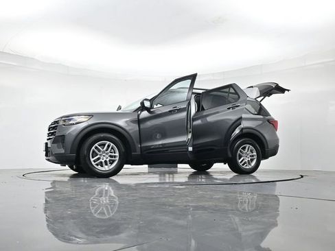 New 2026 Ford Explorer Active RWD image 53