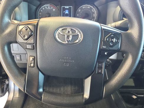 Used 2020 Toyota Tacoma 4x4 Double Cab image 18