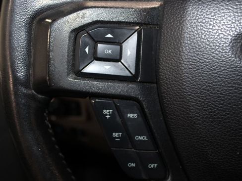 Used 2020 Ford F150 XLT w/ Equipment Group 302A Luxury AWD/4WD image 22