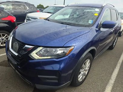 Used 2017 Nissan Rogue SV