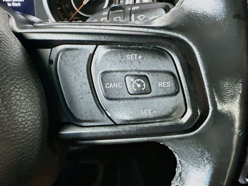 Used 2020 Jeep Wrangler Sport AWD/4WD image 24