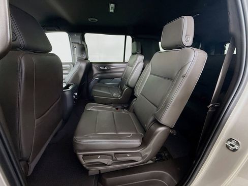 Used 2022 GMC Yukon XL Denali w/ Max Trailering Package AWD/4WD image 25