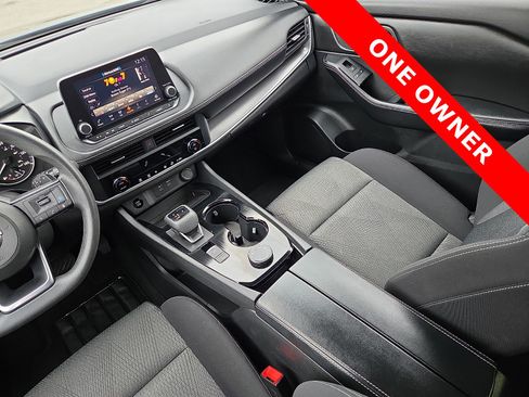 Used 2024 Nissan Rogue SV AWD/4WD image 12