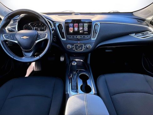 Used 2016 Chevrolet Malibu LT image 14