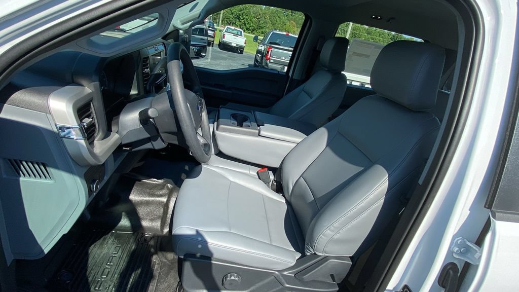 New 2026 Ford F350 XL AWD/4WD image 16