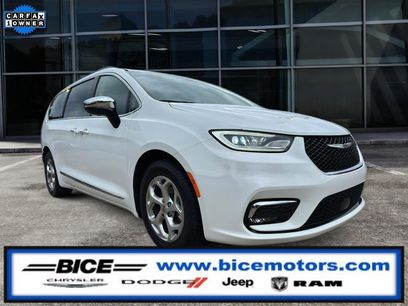 Used 2023 Chrysler Pacifica Limited