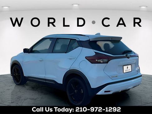 Used 2024 Nissan Kicks SR w/ SR Premium Package image 5