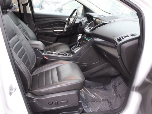 Used 2015 Ford Escape Titanium image 21