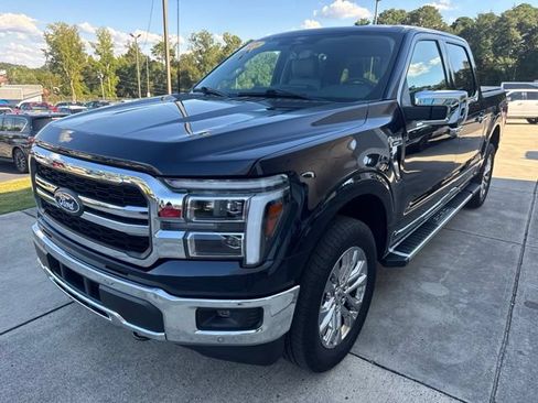 Used 2025 Ford F150 Lariat w/ Equipment Group 501A Mid AWD/4WD image 3