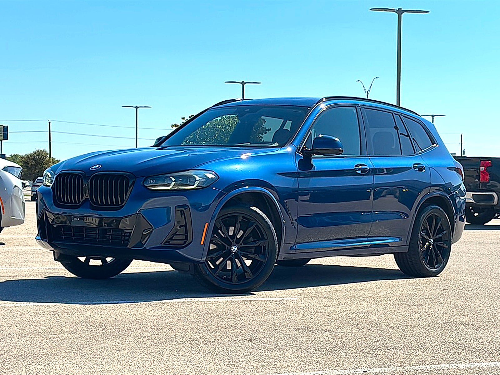Used 2024 BMW X3 sDrive30i w/ Premium Package RWD image 2