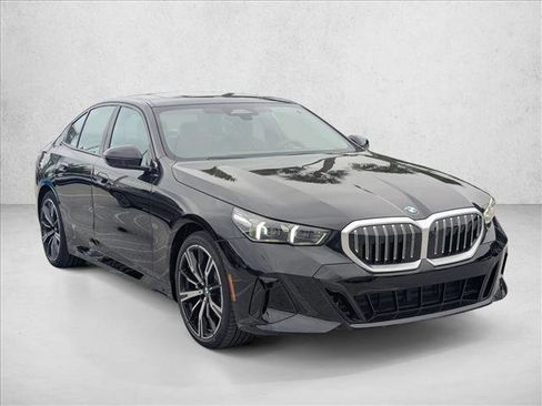 New 2026 BMW 530i image 6