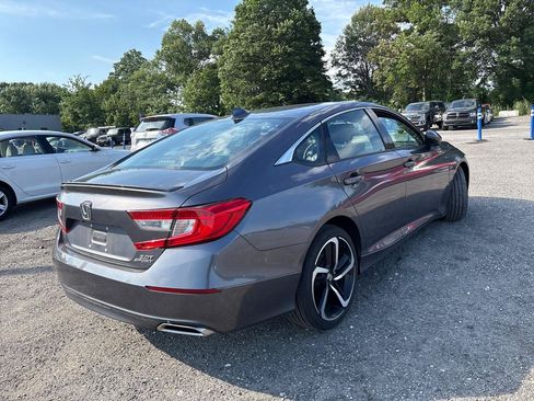 Used 2019 Honda Accord Sport image 5