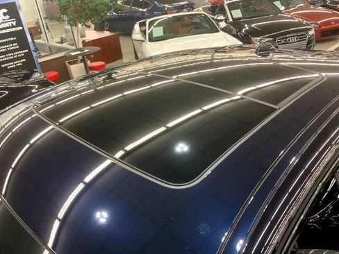 Used 2022 BMW X6 xDrive40i w/ M Sport Package image 8