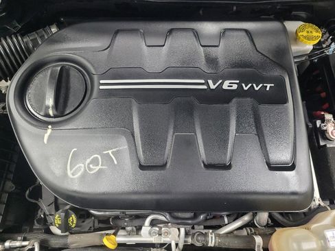 Used 2021 Jeep Cherokee Limited image 30