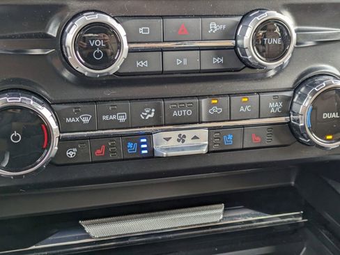 Certified 2025 Ford F350 Lariat w/ Chrome Package AWD/4WD image 32