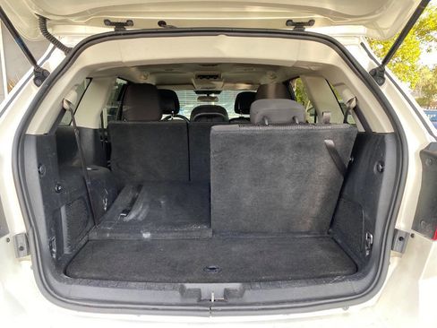 Used 2017 Dodge Journey SE w/ Flexible Seating Group image 23