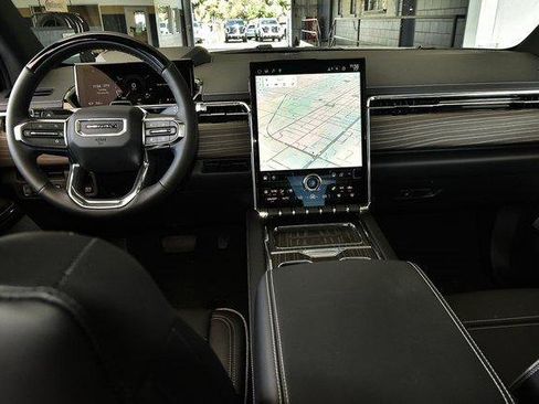 New 2025 GMC Sierra EV Denali image 32